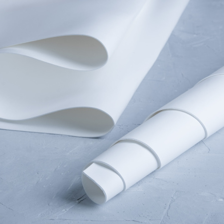 Переплетный кожзам (Италия) матовый, цвет белый, отрез 50*70 см