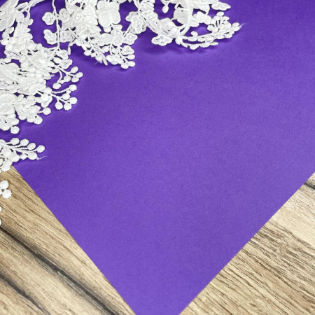 Дизайнерская бумага цвет фиолетовый, плотность 260 гр., размер 35*50 см
