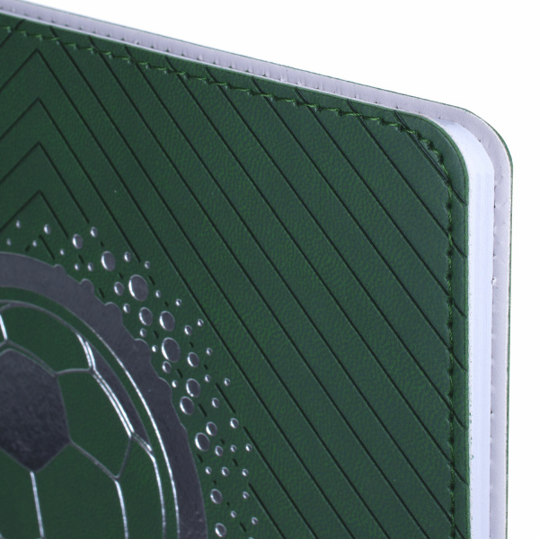 Дневник 1-11 класс 48 л., кожзам (гибкая), термотиснение, фольга, BRAUBERG, "Football", 106170 - Дневники универсальные