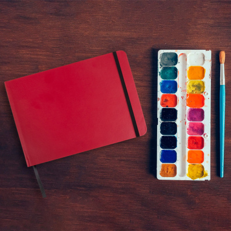 Скетчбук для акварели, 200 г/м2, 148х210 мм, среднее зерно, 40 л., КОЖЗАМ, резинка, BRAUBERG ART PREMIERE, 113265 - Альбомы и бумага для акварели и масла