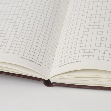 Блокнот А5 (148x218 мм), BRAUBERG "Metropolis", балакрон, 80 л., резинка, клетка, коричневый, 111586 - Бизнес-блокноты и бизнес-тетради