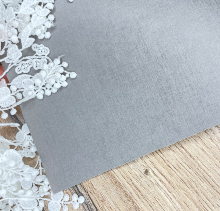 Дизайнерская бумага с односторонним тиснением лен, цвет камень, плотность 290 гр., размер 35*50 см