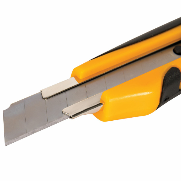 Нож канцелярский 18 мм BRAUBERG "Universal", 3 лезвия в комплекте, автофиксатор, резиновые вставки, 230920 - Ножи канцелярские универсальные